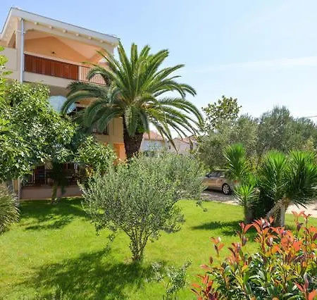 Varga Διαμέρισμα