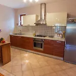 Varga Appartamento Zara
