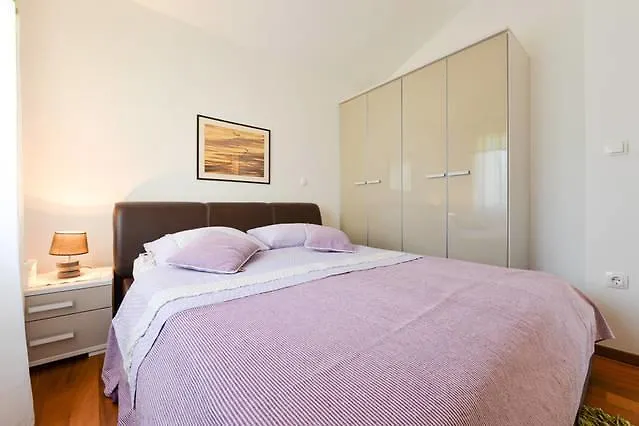 Varga Apartmán Zadar